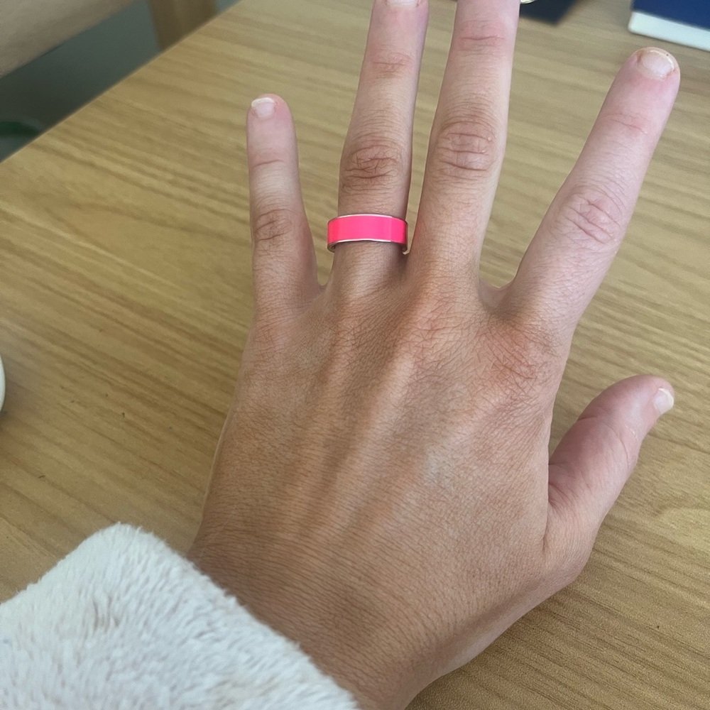 Ross-Simons Sterling Silver Pink Enamel Band Ring Size 6 - New in Box - Picture 2 of 4